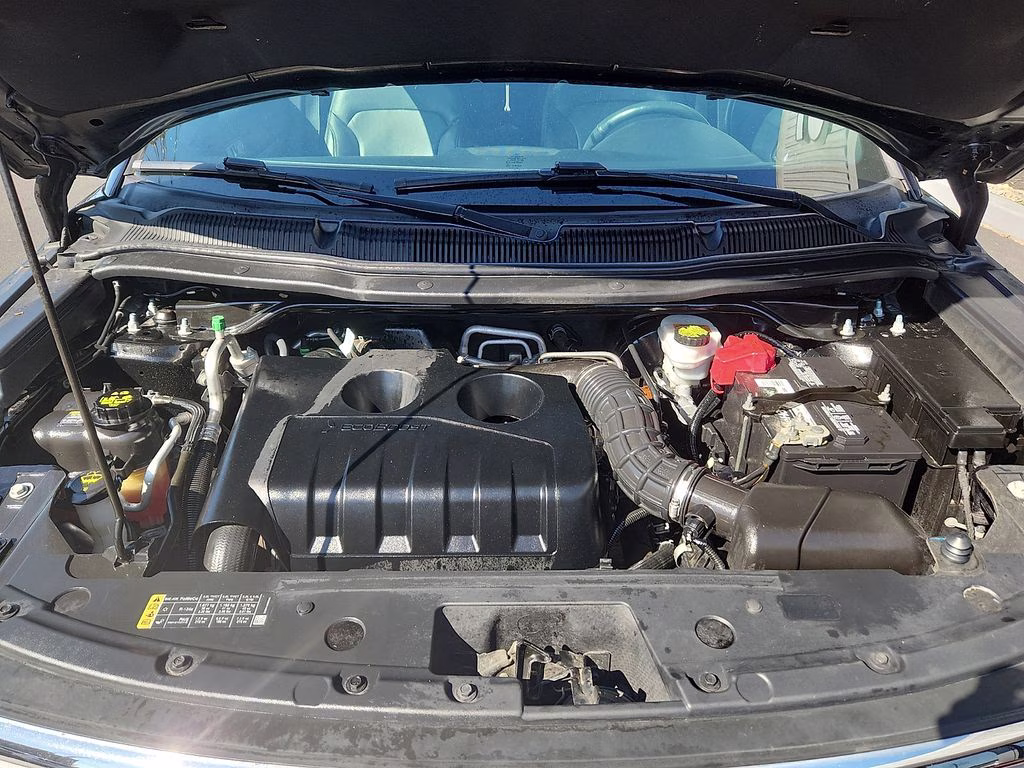2018 Magnetic Ford Explorer XLT 4X4 SUV