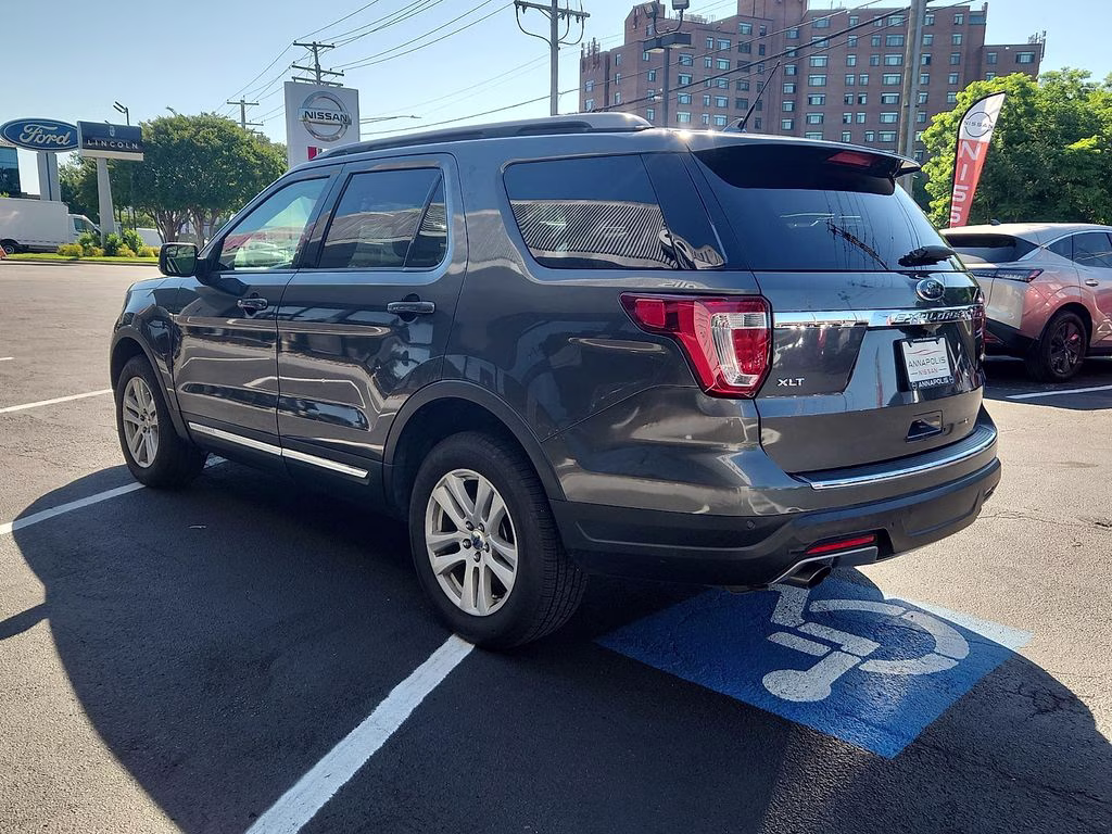 2018 Magnetic Ford Explorer XLT 4X4 SUV