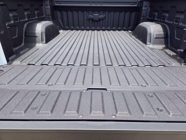 2026 Summit White Chevrolet Silverado 1500 LT Trail Boss 4X4 Truck