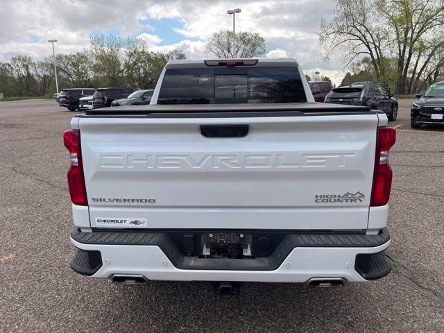 2024 Iridescent Pearl Tricoat Chevrolet Silverado 1500 High Country 4X4 Truck