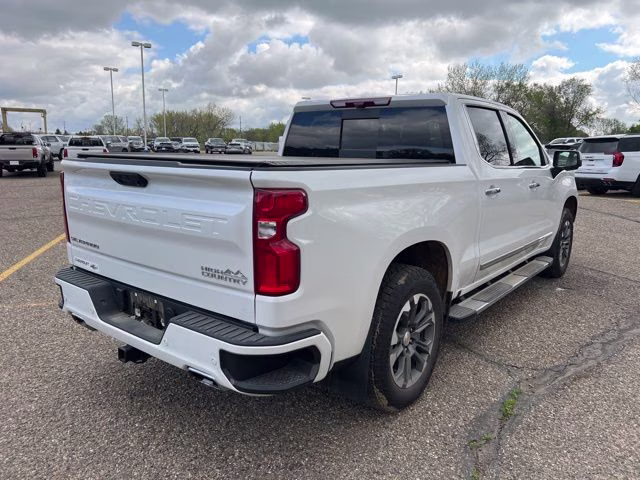 2024 Iridescent Pearl Tricoat Chevrolet Silverado 1500 High Country 4X4 Truck