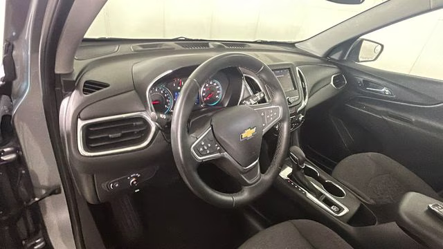 2023 Silver Chevrolet Equinox LT FWD SUV