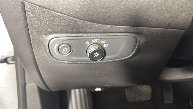 2023 Silver Chevrolet Equinox LT FWD SUV