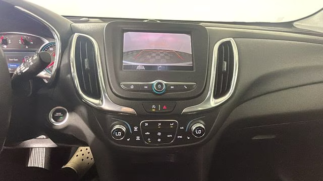 2023 Silver Chevrolet Equinox LT FWD SUV