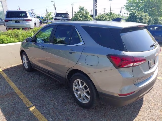 2023 Silver Chevrolet Equinox LT FWD SUV