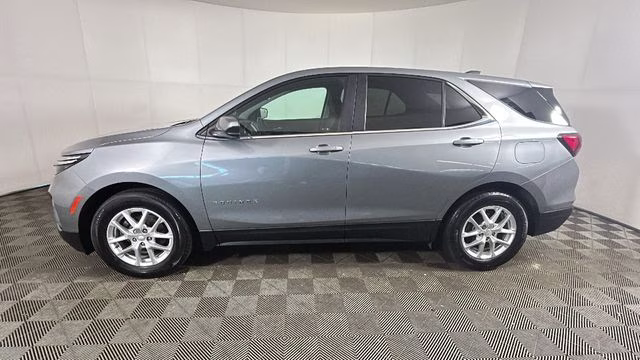 2023 Silver Chevrolet Equinox LT FWD SUV