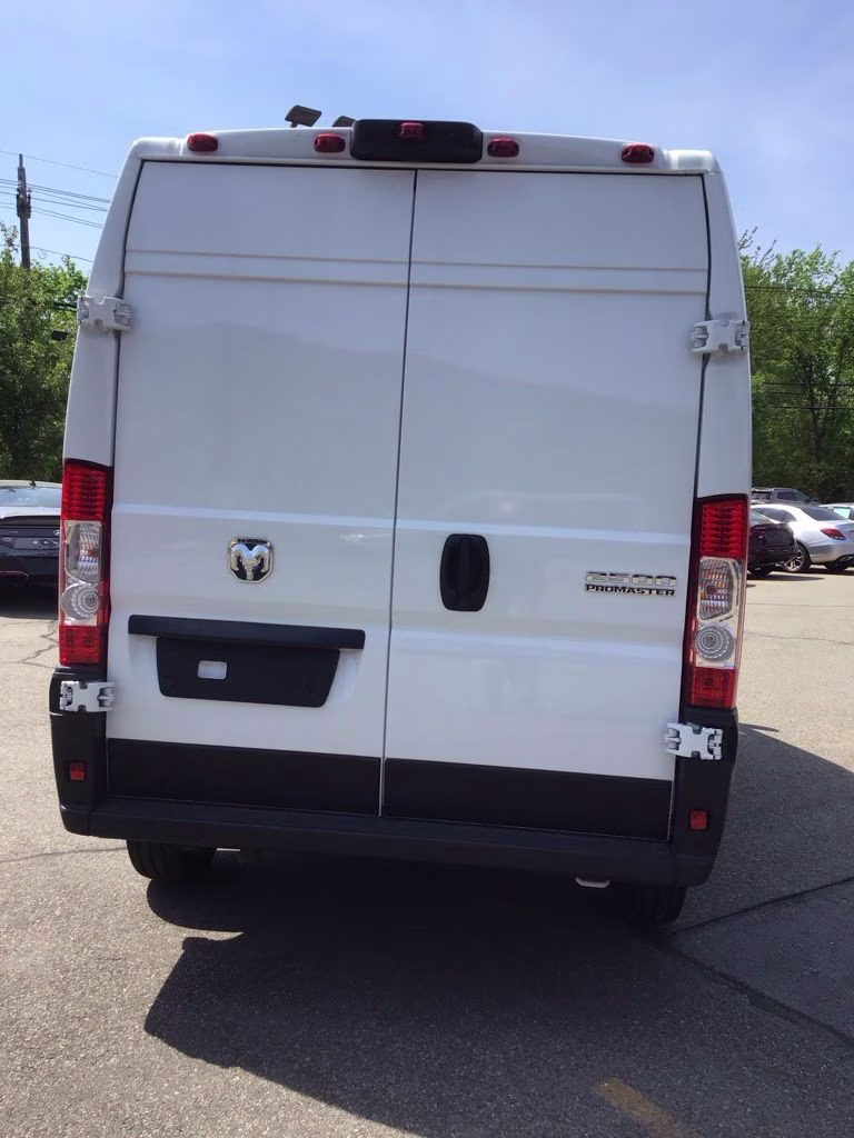 2026 Bright White Clearcoat Ram ProMaster 2500 High Roof FWD Van