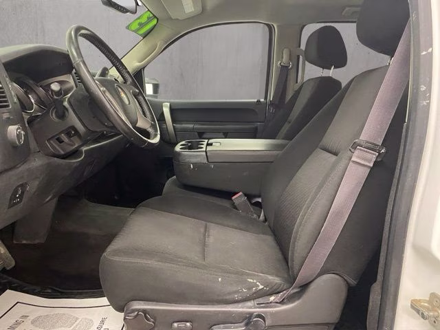 2013 Summit White Chevrolet Silverado 3500HD LT 4X4 Truck