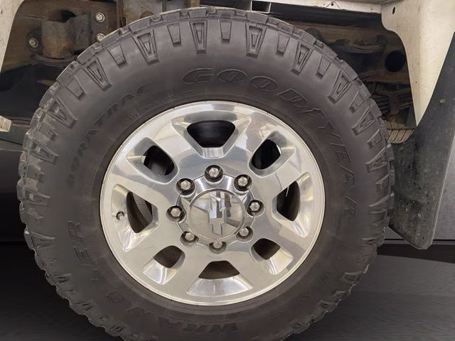 2013 Summit White Chevrolet Silverado 3500HD LT 4X4 Truck