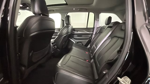 2023 Diamond Black Crystal Pearlcoat Jeep Grand Cherokee 4xe 4X4 SUV