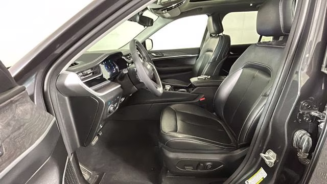 2023 Baltic Gray Metallic Clearcoat Jeep Grand Cherokee 4xe 4X4 SUV