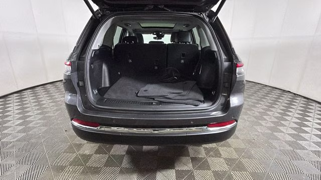 2023 Baltic Gray Metallic Clearcoat Jeep Grand Cherokee 4xe 4X4 SUV