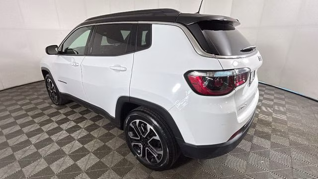 2024 Bright White Clearcoat Jeep Compass Limited 4X4 SUV
