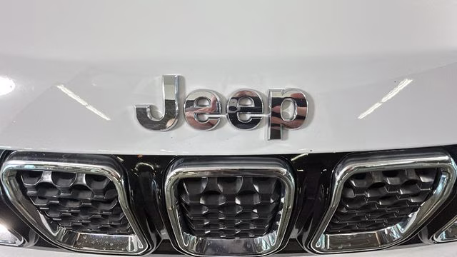 2024 Bright White Clearcoat Jeep Compass Limited 4X4 SUV