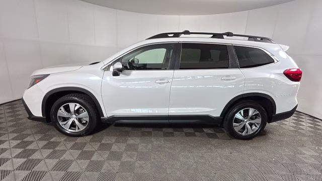 2023 Crystal White Pearl Subaru Ascent Premium AWD SUV