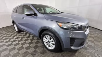 2020 Everlasting Silver Kia Sorento LX FWD SUV