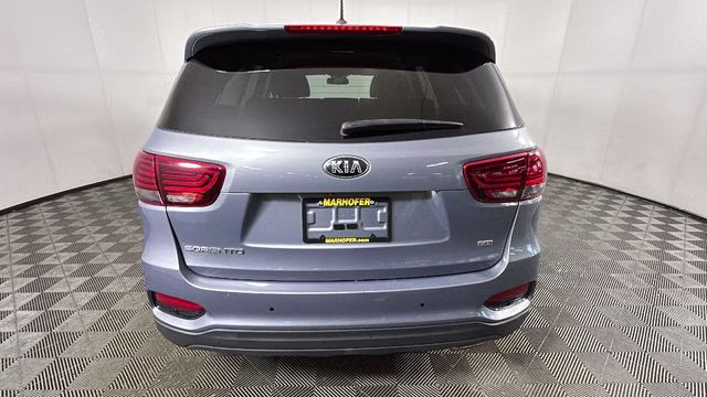 2020 Everlasting Silver Kia Sorento LX FWD SUV