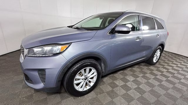 2020 Everlasting Silver Kia Sorento LX FWD SUV