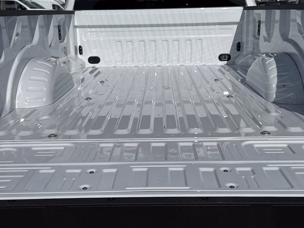 2026 Oxford White Ford Super Duty F-250 SRW XLT 4X4 Truck