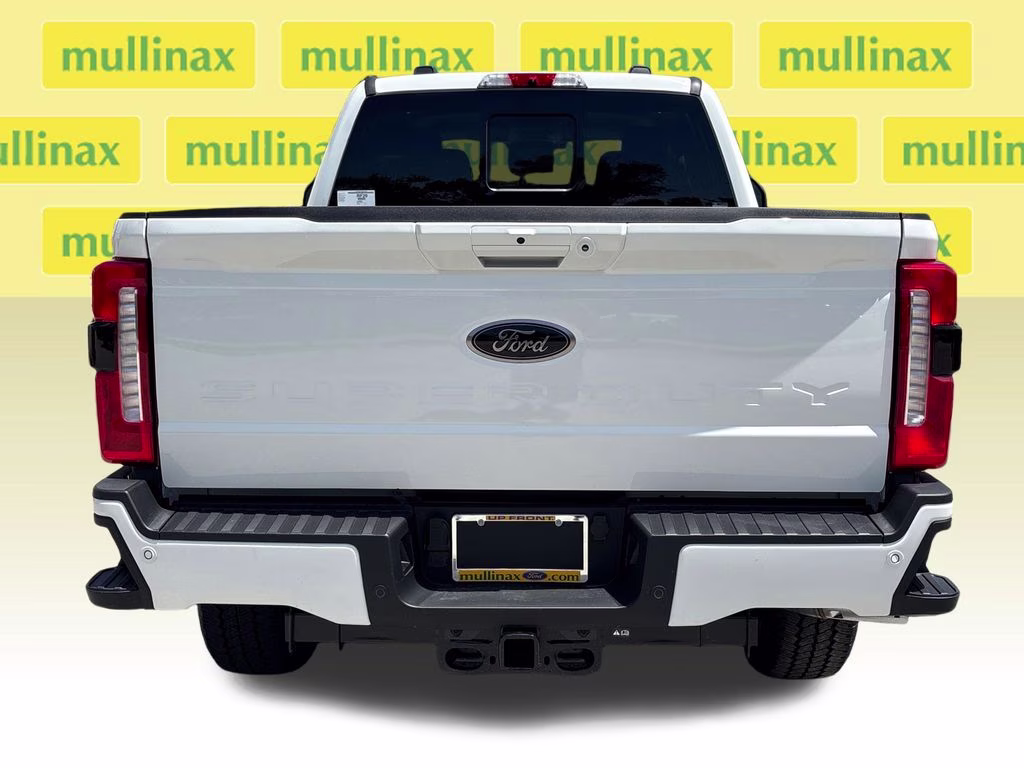 2026 Star White Metallic Tri-Coat Ford Super Duty F-250 SRW Lariat 4X4 Truck