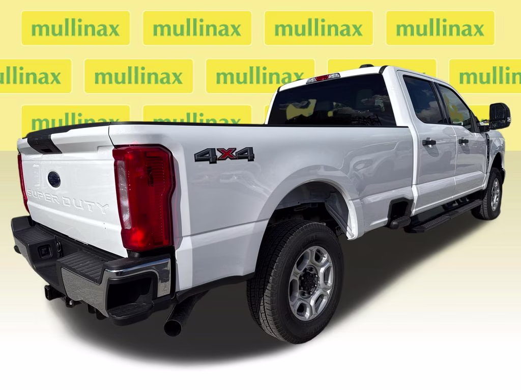 2026 Oxford White Ford Super Duty F-250 SRW XLT 4X4 Truck