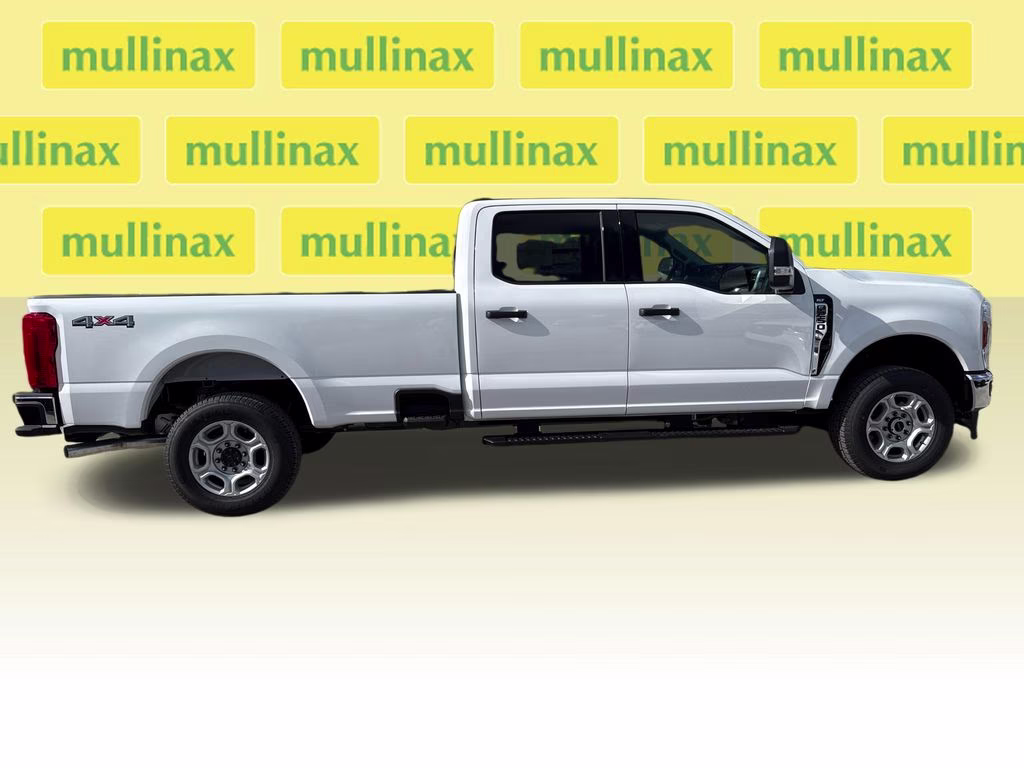 2026 Oxford White Ford Super Duty F-250 SRW XLT 4X4 Truck