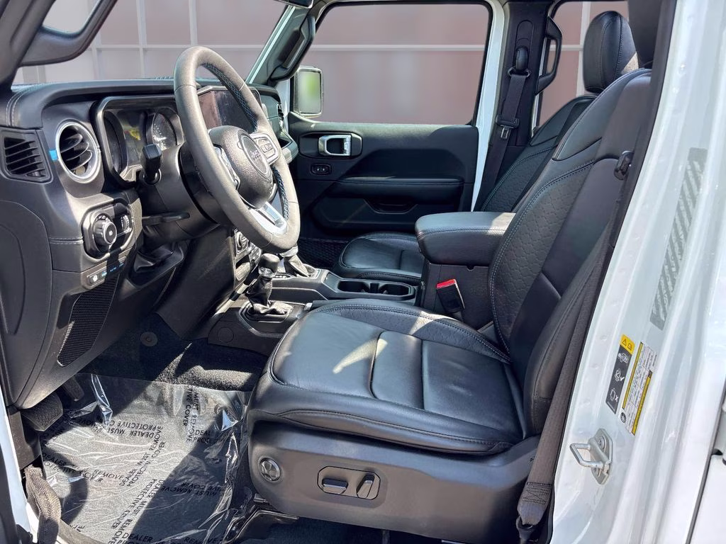 2024 Bright White Clearcoat Jeep Wrangler High Altitude 4xe 4X4 SUV