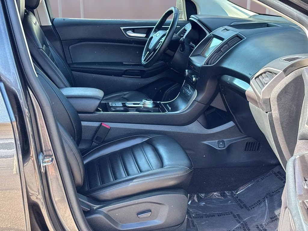 2020 Magnetic Ford Edge SEL AWD SUV