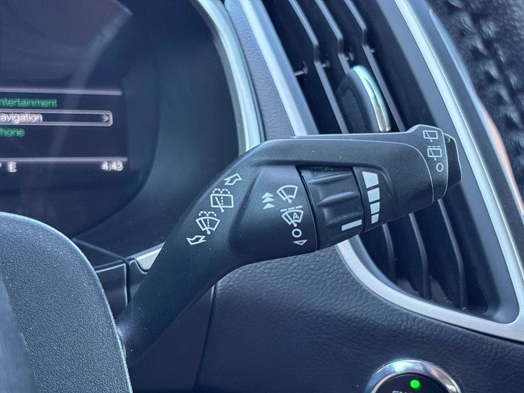 2020 Magnetic Ford Edge SEL AWD SUV