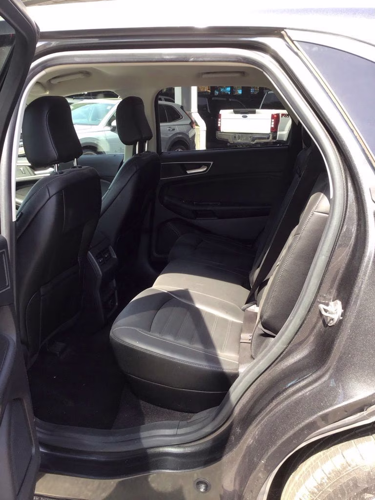 2020 Magnetic Ford Edge SEL AWD SUV
