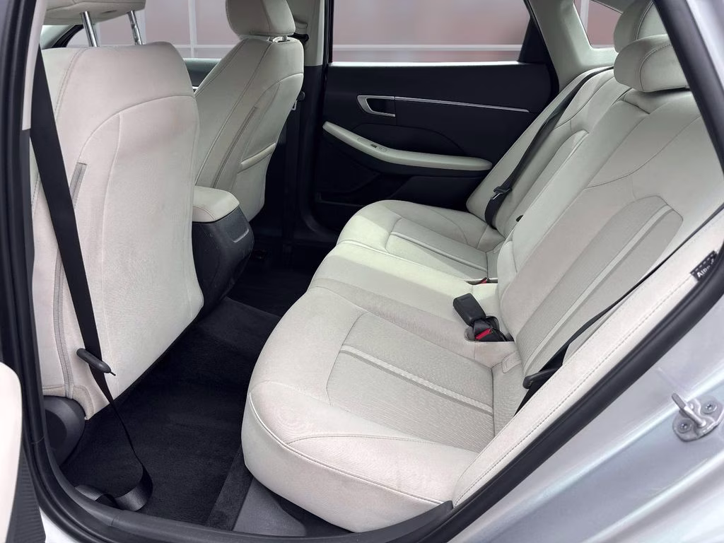 2025 Aero Silver Hyundai Sonata SEL FWD Sedan