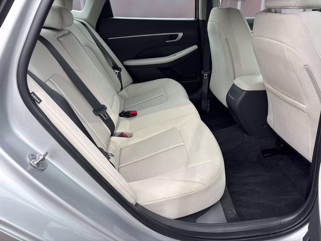 2025 Aero Silver Hyundai Sonata SEL FWD Sedan
