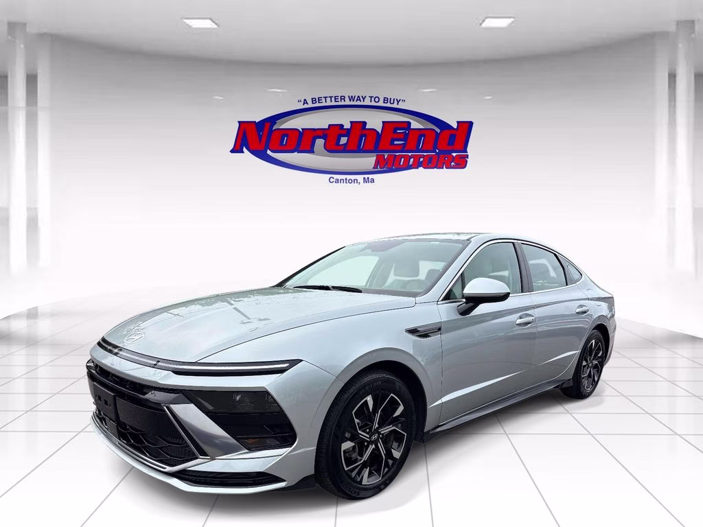2025 Aero Silver Hyundai Sonata SEL FWD Sedan