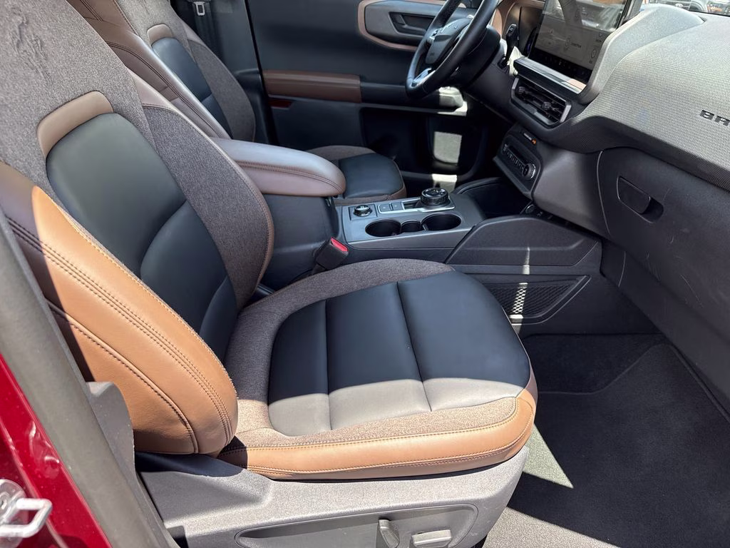2025 Ruby Red Metallic Ford Bronco Sport Outer Banks 4X4 SUV