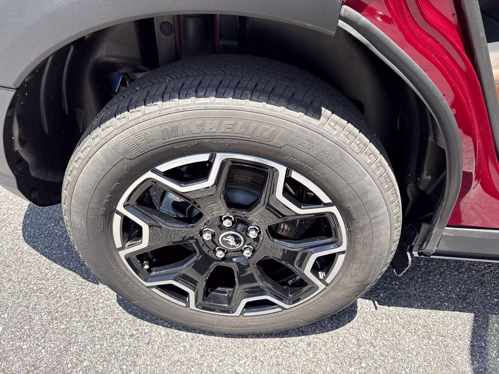 2025 Ruby Red Metallic Ford Bronco Sport Outer Banks 4X4 SUV