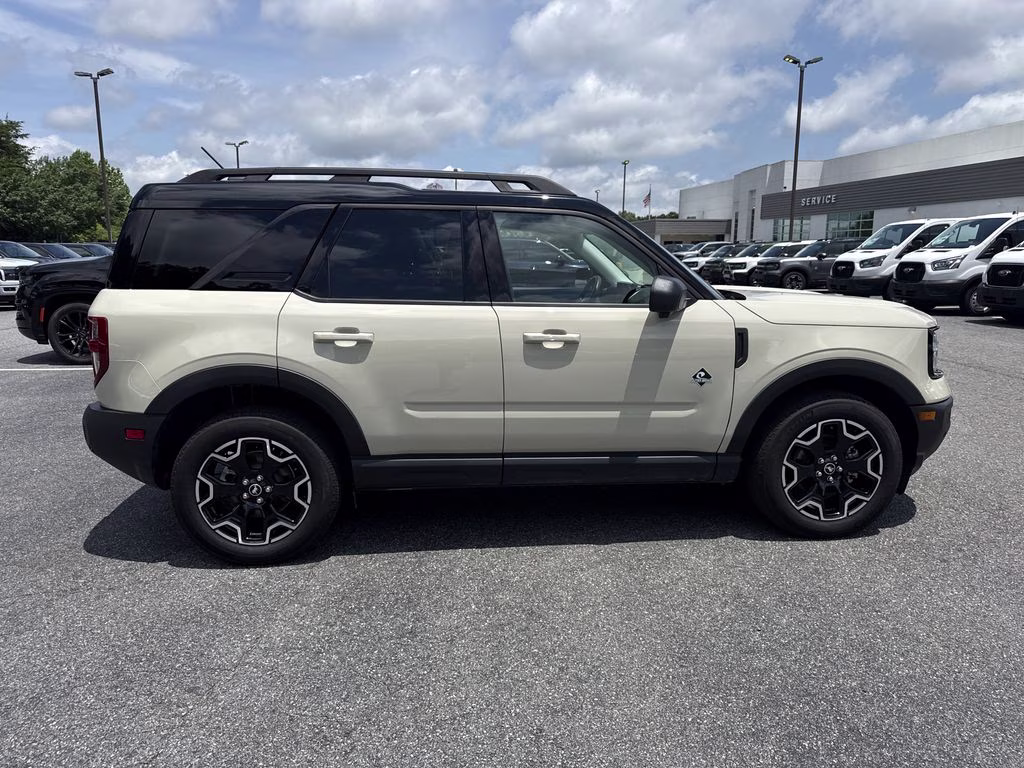 2025 Desert Sand Ford Bronco Sport Outer Banks 4X4 SUV
