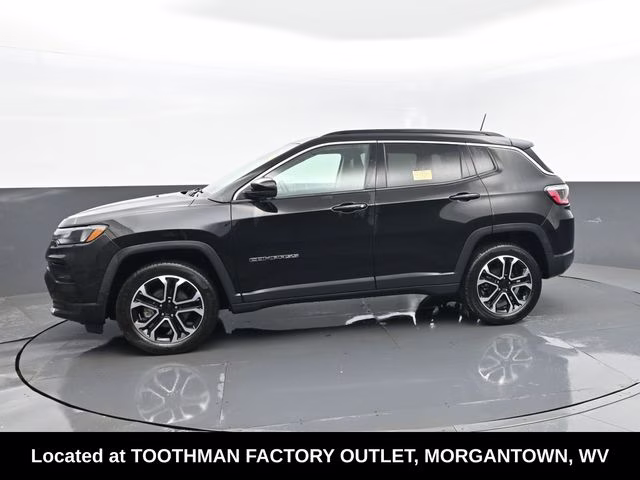 2022 Diamond Black Crystal Pearlcoat Jeep Compass Limited 4X4 SUV