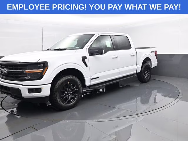 2026 Oxford White Ford F-150 XLT 4X4 Truck