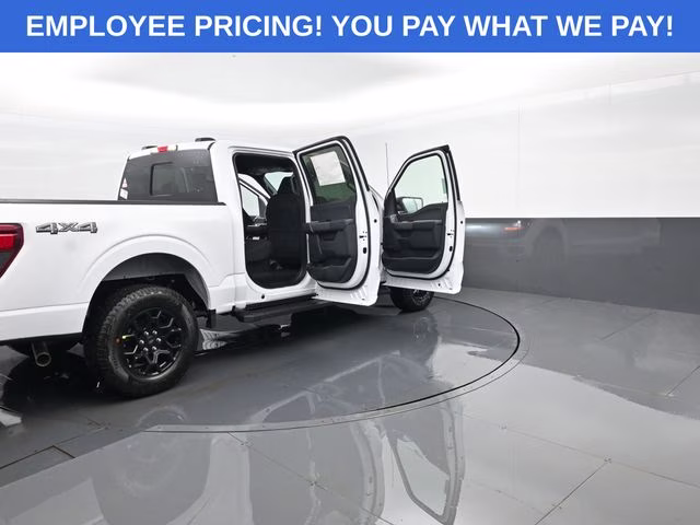 2026 Oxford White Ford F-150 XLT 4X4 Truck