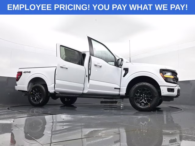 2026 Oxford White Ford F-150 XLT 4X4 Truck
