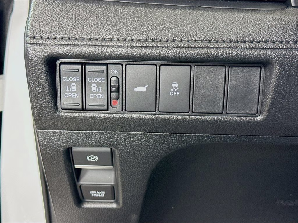 2026 Platinum White Pearl Honda Odyssey EX-L FWD Van