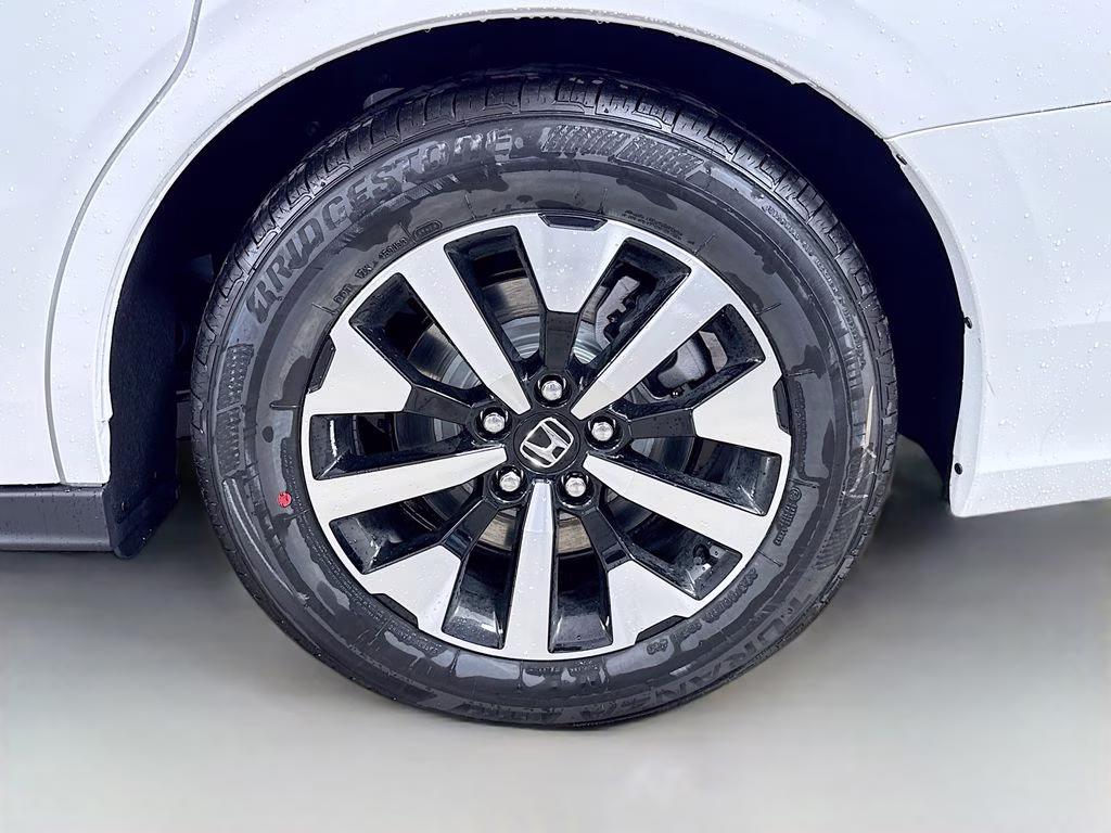 2026 Platinum White Pearl Honda Odyssey EX-L FWD Van