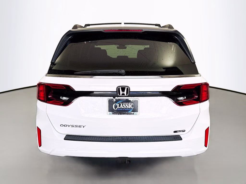 2026 Platinum White Pearl Honda Odyssey EX-L FWD Van