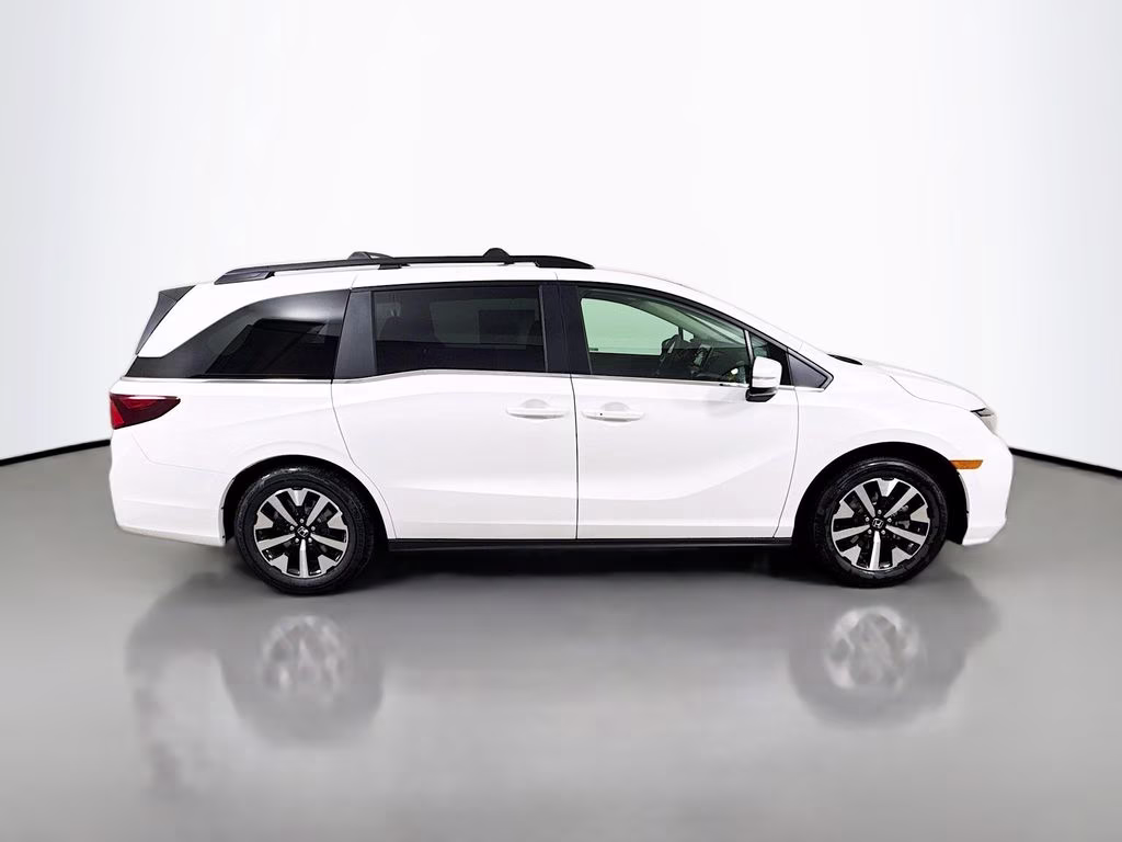 2026 Platinum White Pearl Honda Odyssey EX-L FWD Van