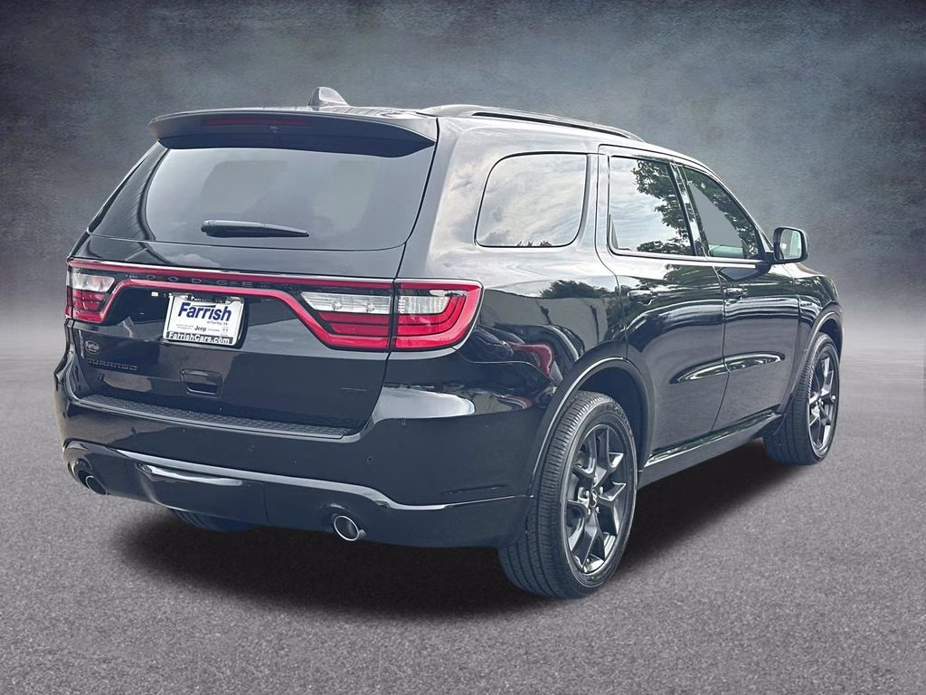 2026 DB Black Crystal Clearcoat Dodge Durango GT Plus HEMI V8 AWD SUV