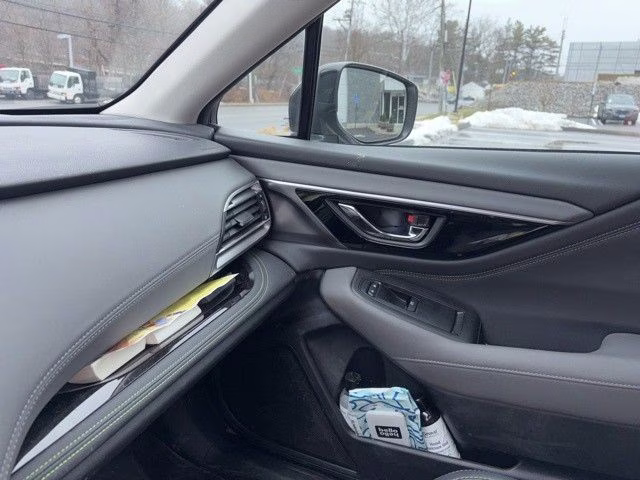 2023 Crystal White Pearl Subaru Outback Onyx Edition AWD SUV