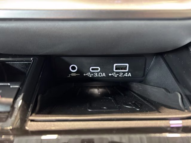 2023 Crystal White Pearl Subaru Outback Onyx Edition AWD SUV