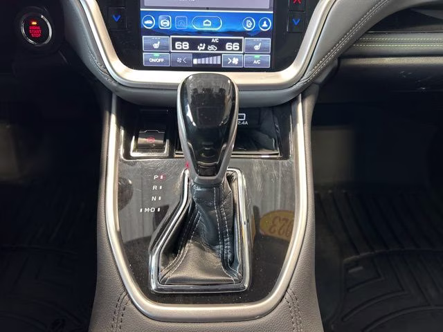 2023 Crystal White Pearl Subaru Outback Onyx Edition AWD SUV