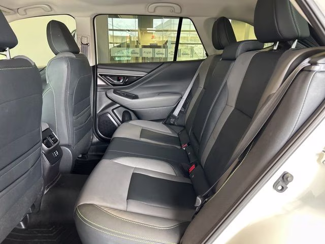 2023 Crystal White Pearl Subaru Outback Onyx Edition AWD SUV