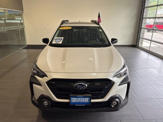 2023 Crystal White Pearl Subaru Outback Onyx Edition AWD SUV